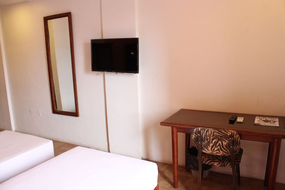 Lewat Hotel 11/30
