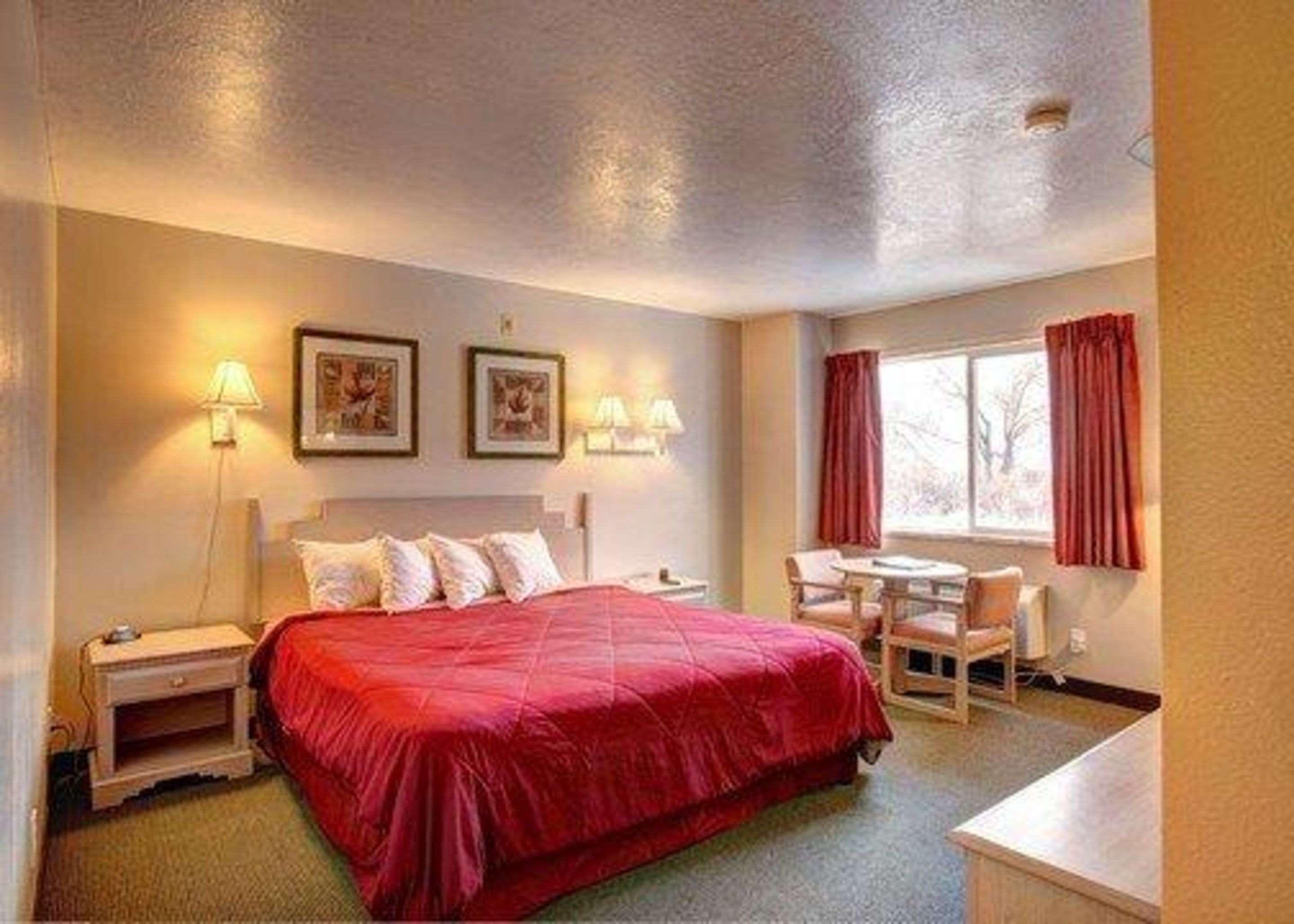 Cathedral Valley Inn 7/21