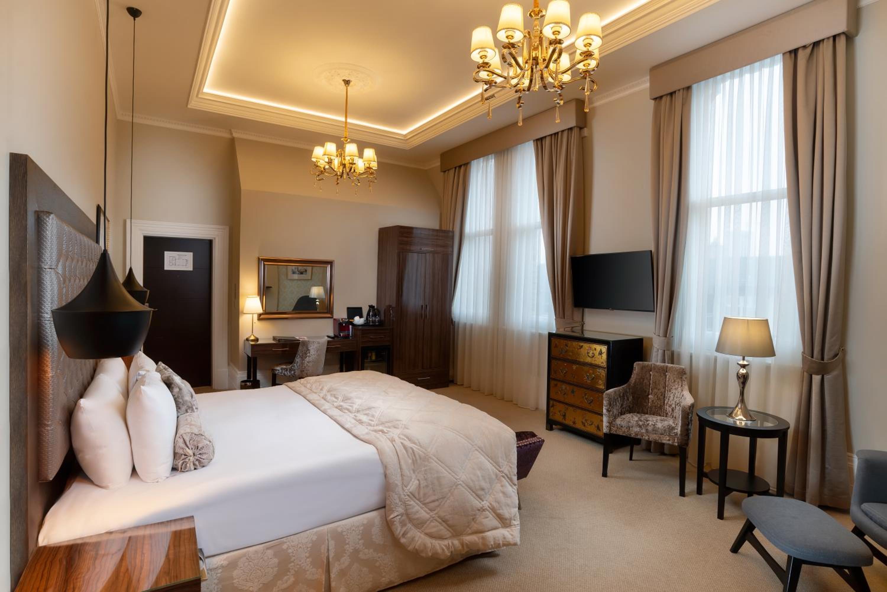 Lansbury, Studio, Suite, Single Bed