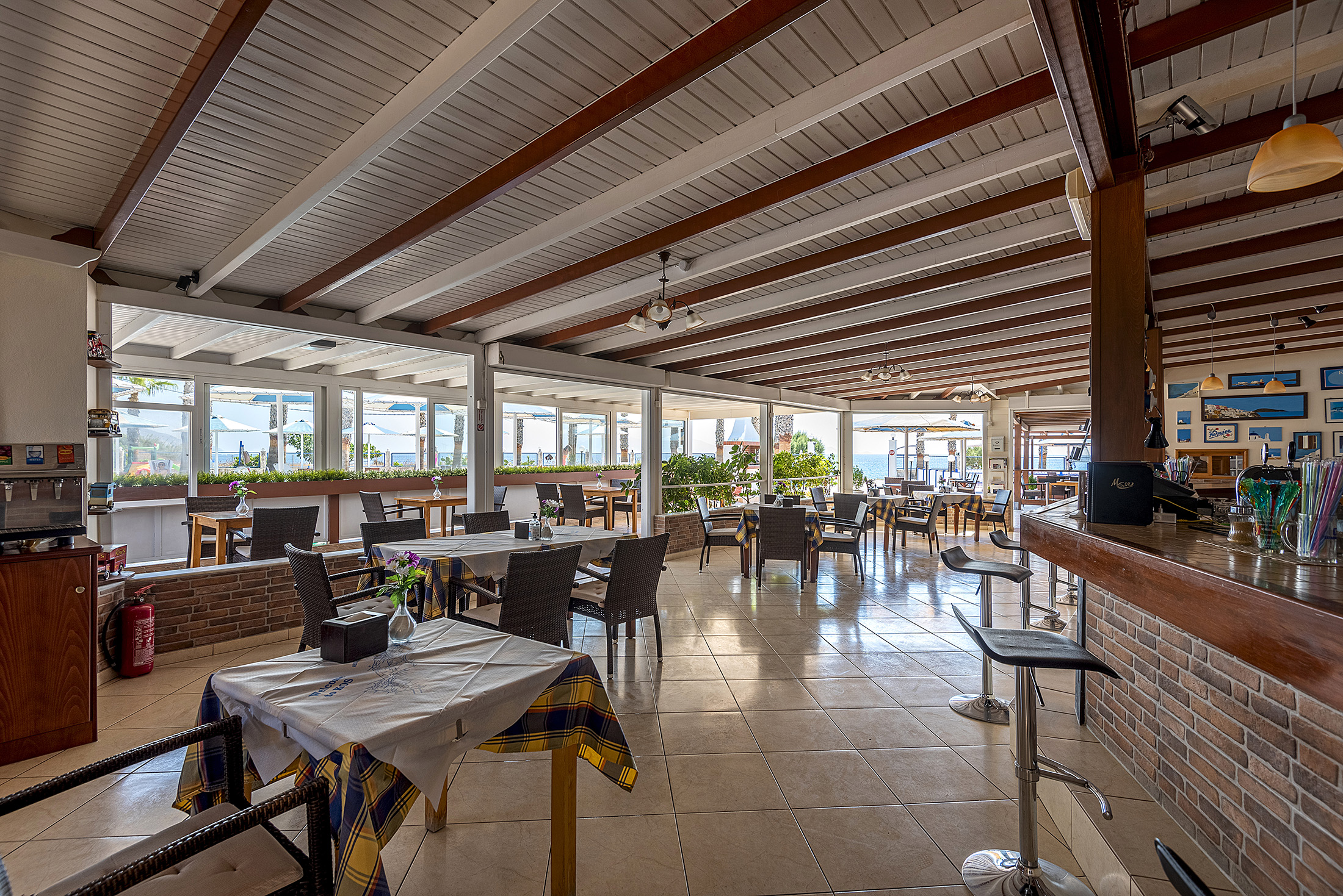 Mammis Beach Hotel 49/63