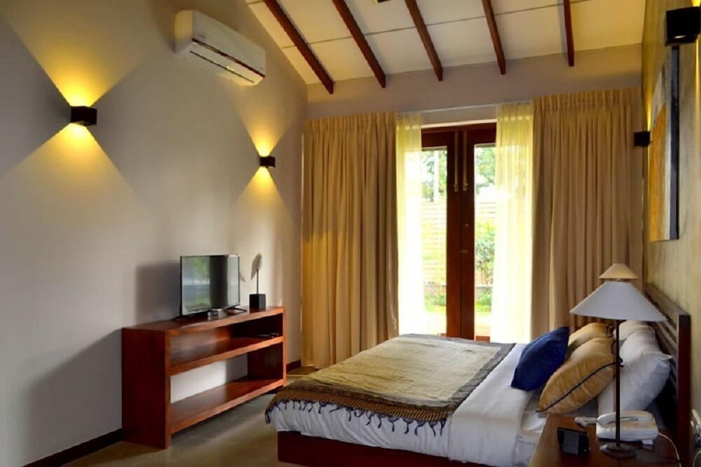 DELUXE, DOUBLE BED, GARDEN VIEW, GARDEN AREA
