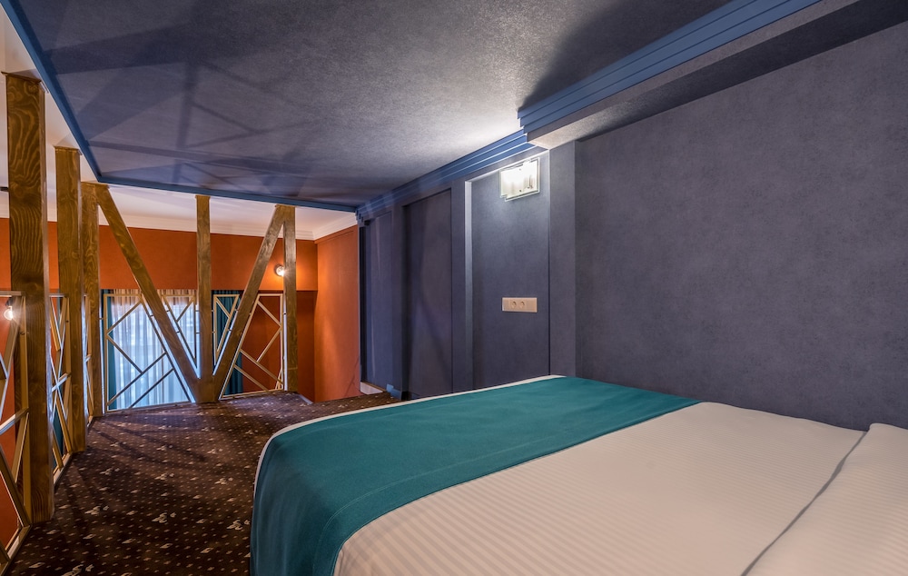 Hotel Gladius inn 33/63