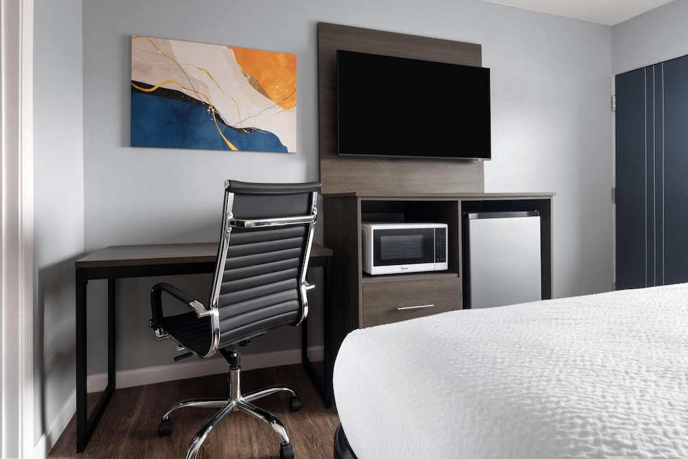 Baymont by Wyndham Salisbury MD 38/50