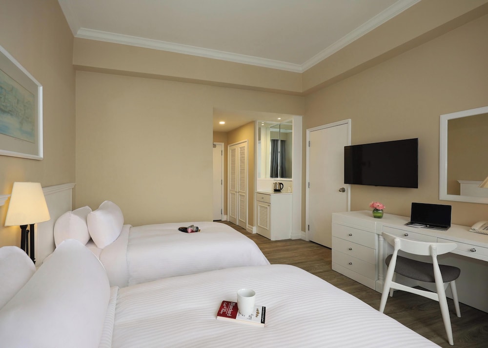 Berjaya Penang Hotel 15/53