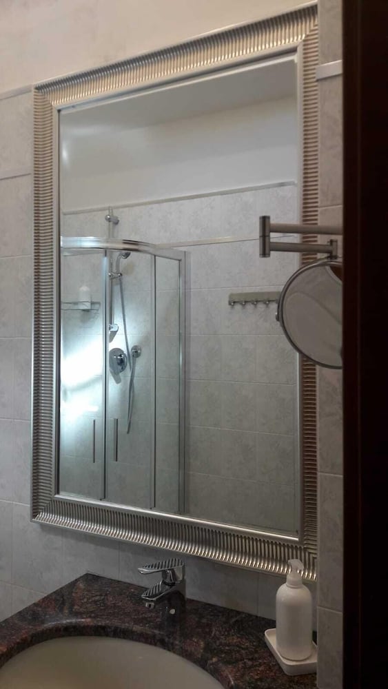 Hotel Alinari 17/42