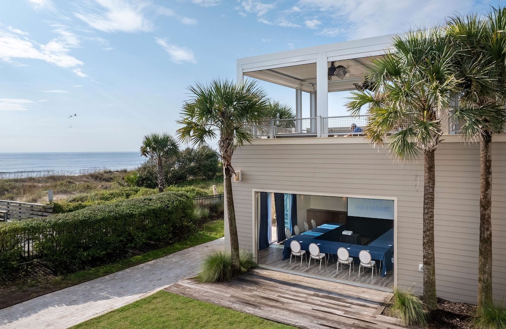 Jekyll Ocean Club 70/74