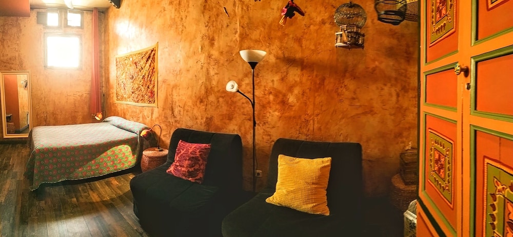 Artistic B and B 30/50
