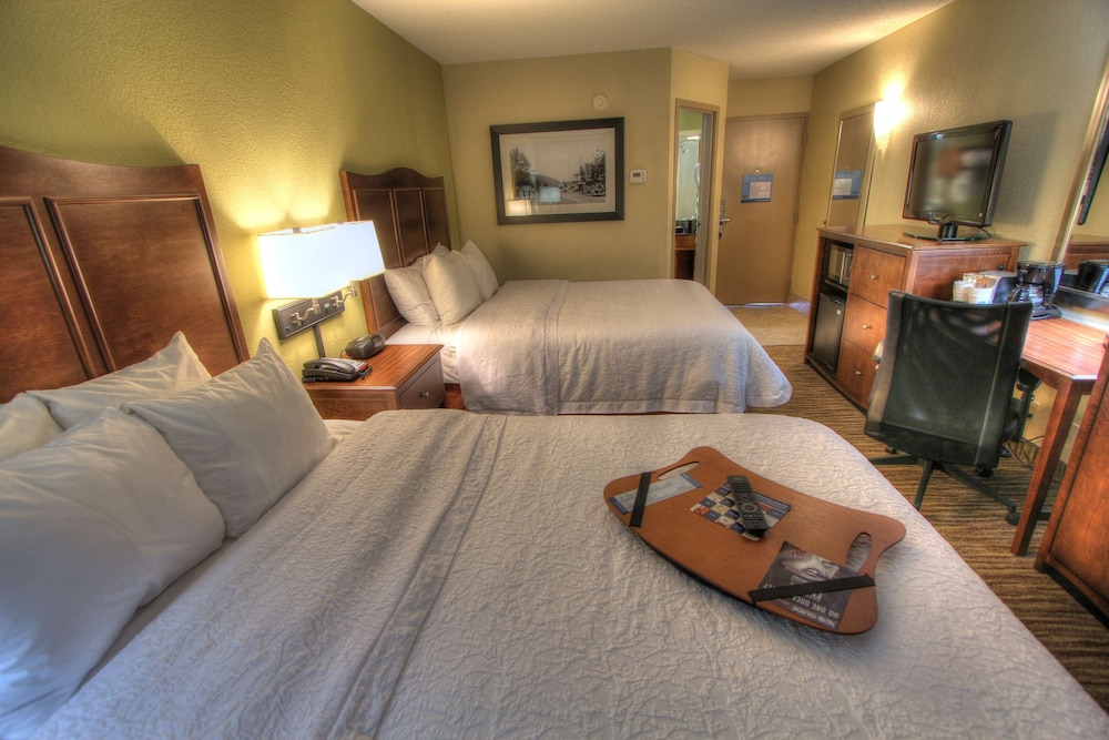 Hampton Inn Gatlinburg 23/68