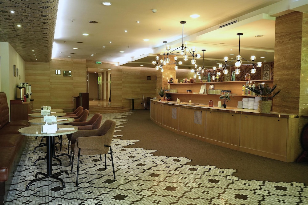 Lobby at Radisson Blu Hotel Yerevan, YEREVAN