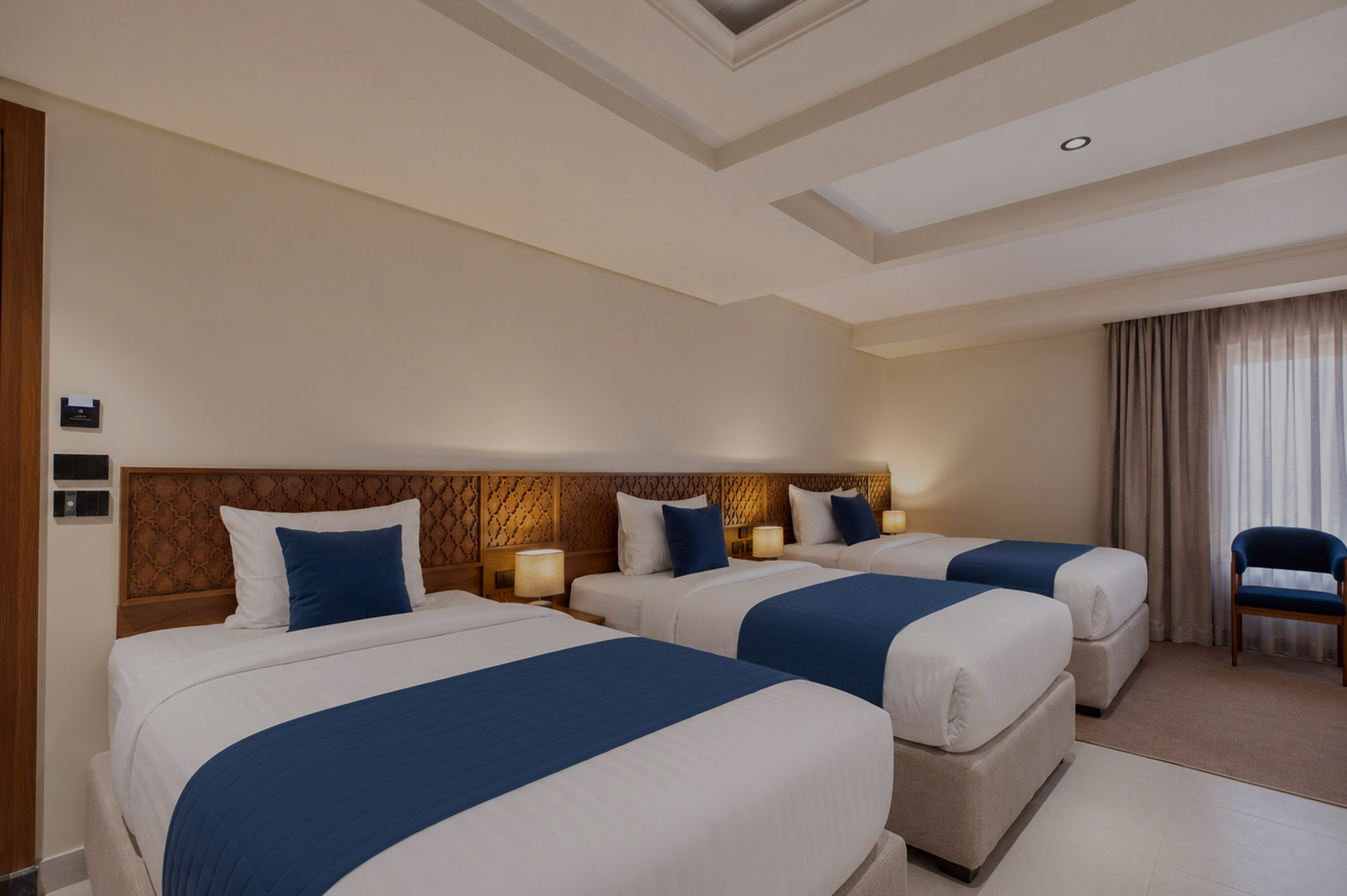 Touring Pyramids Hotel 9/48