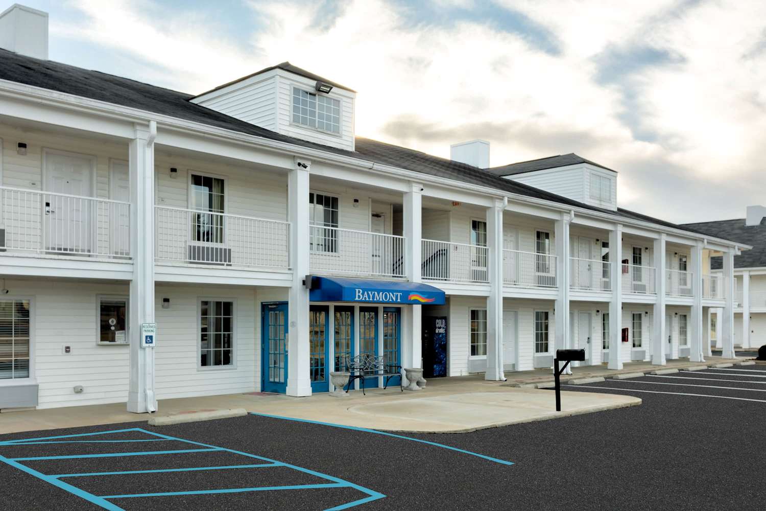 Baymont By Wyndham Prattville/Montgomery 6/47
