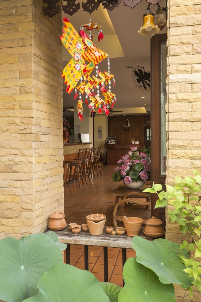 Korbua House 7/50