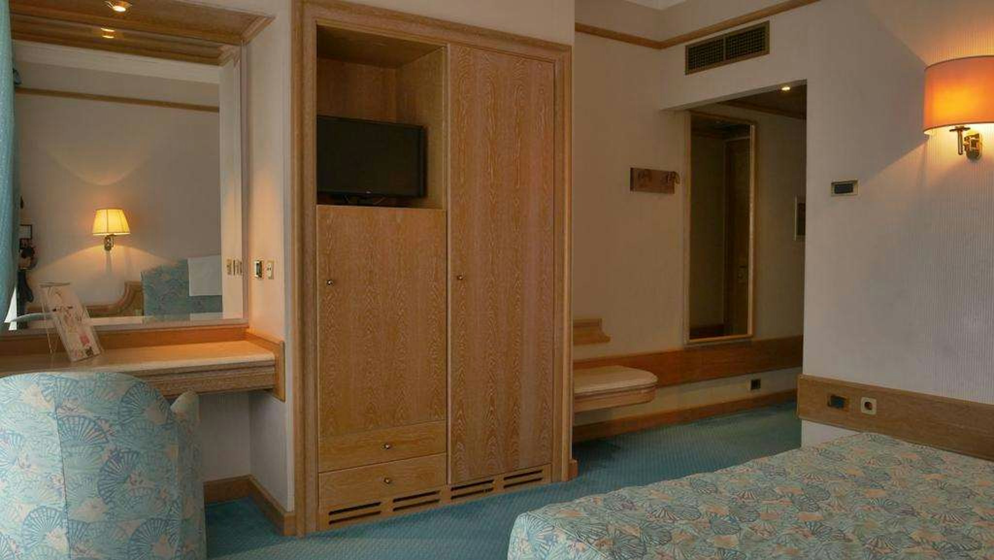 Hotel 501 27/46