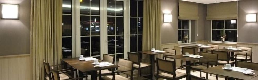 Biznis Hotel 11/19