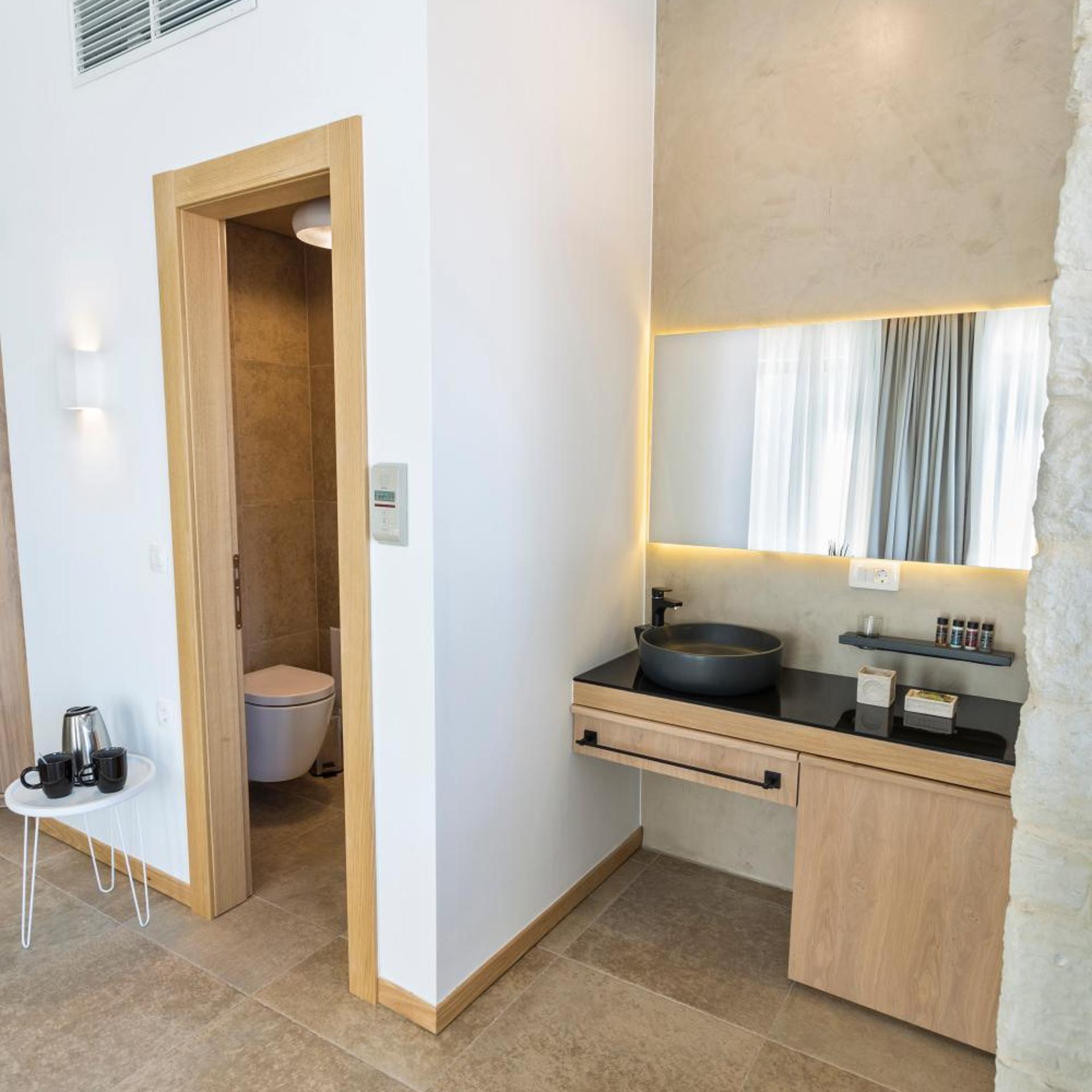 Kalamaki Luxury Suites 51/51