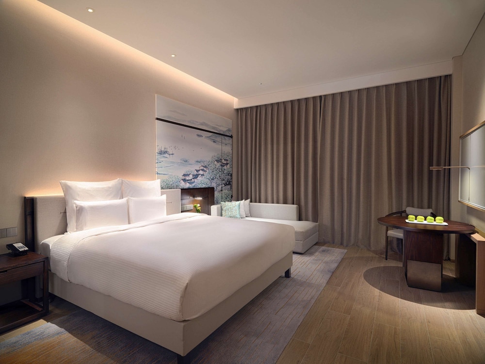 Pullman Yueyang 18/67