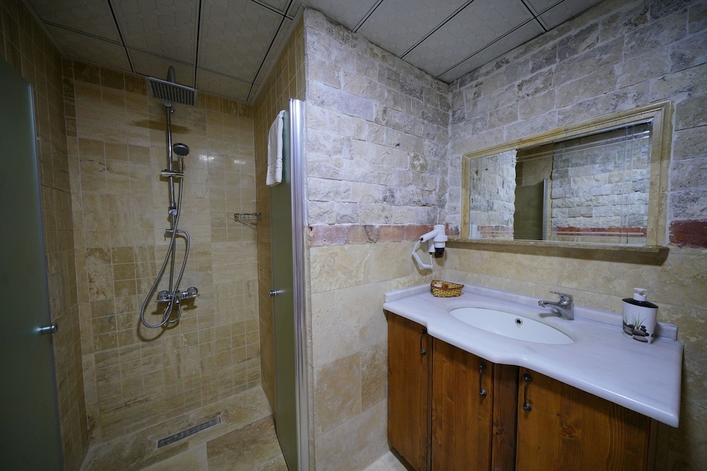 Alaturca House 46/46