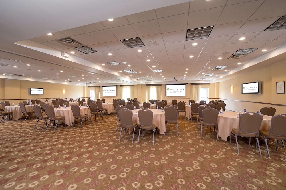 Hyatt Place Saratoga Malta 61/63