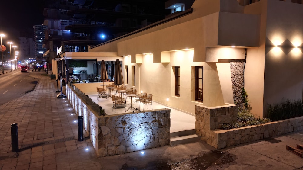 Sands Arenas Hotel 38/62