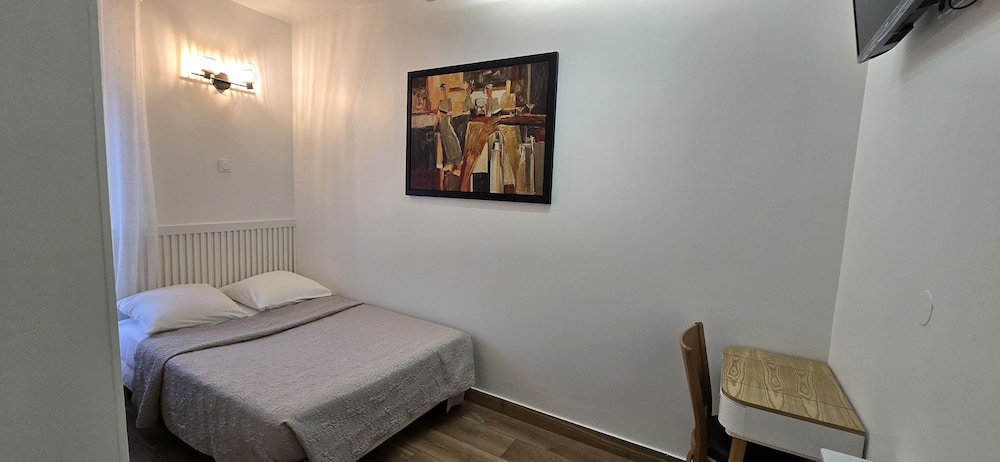 Standard, Single, Single Bed, No Elevator