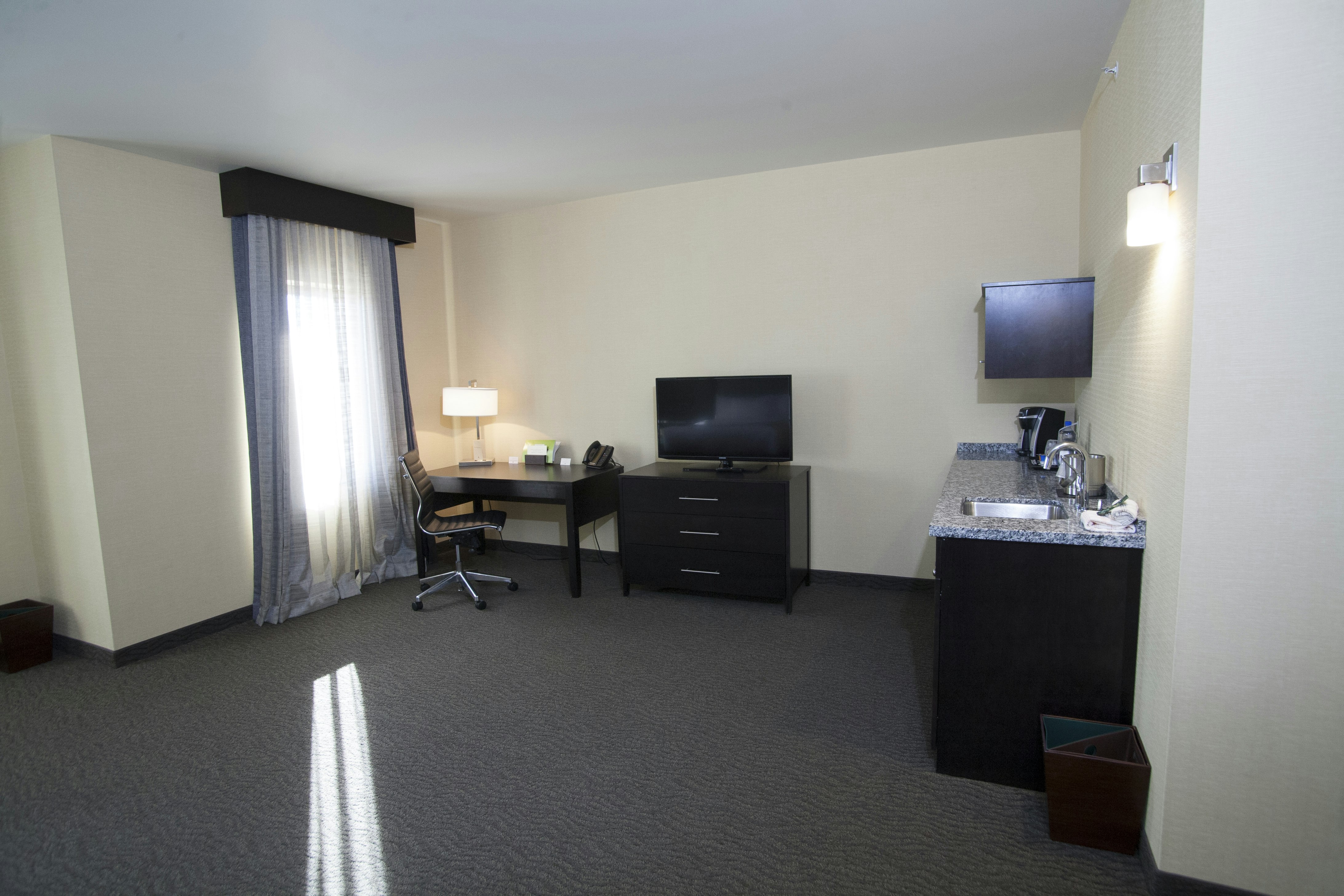 Doubletree By Hilton Hotel Bemidji 26/35