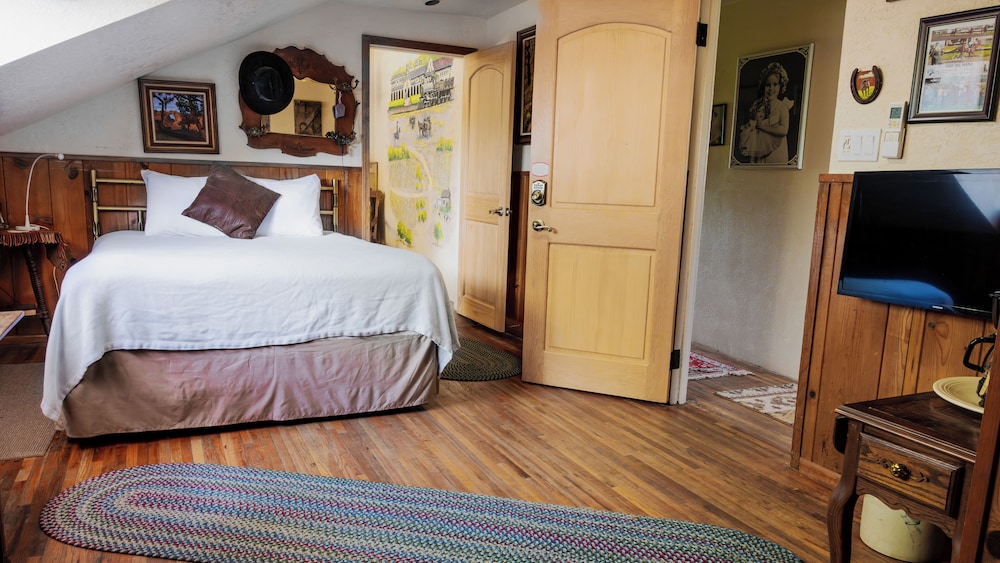 Red Horse Vineyard Bed & Breakfast 23/66