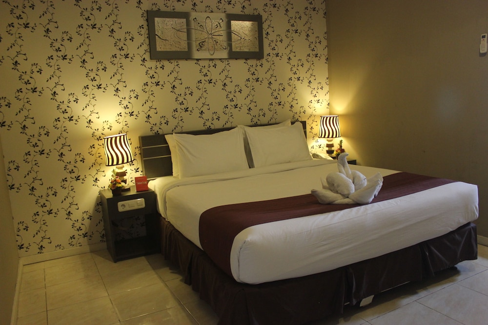 Sans Sunset Point Seminyak 48/69