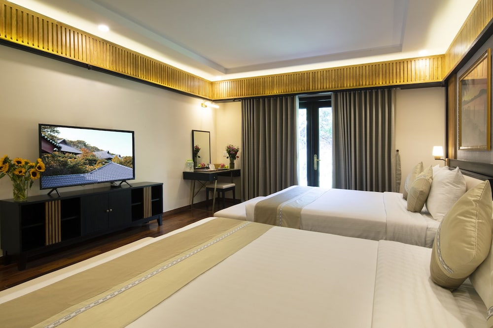 Hon Tam Resort 7/69