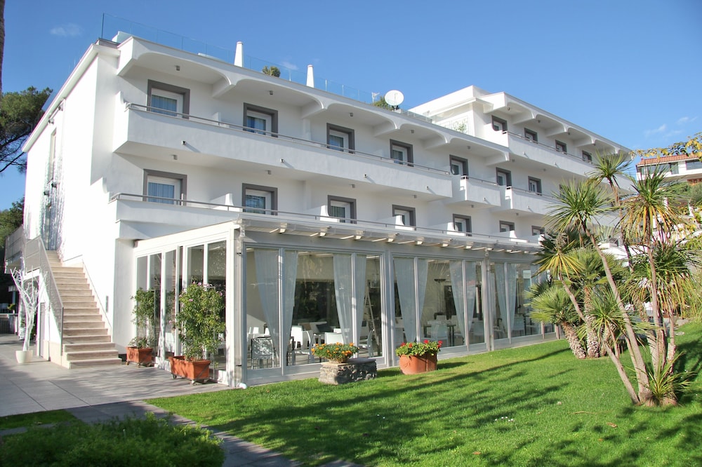 Hotel Marad 3/68