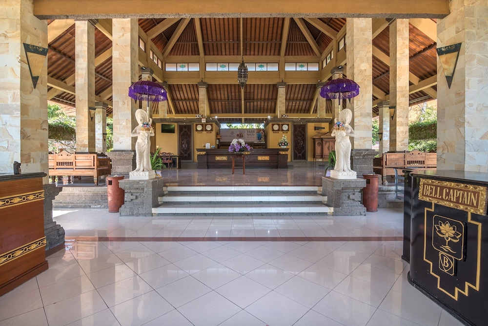 Bali Beach Hotel 7/50