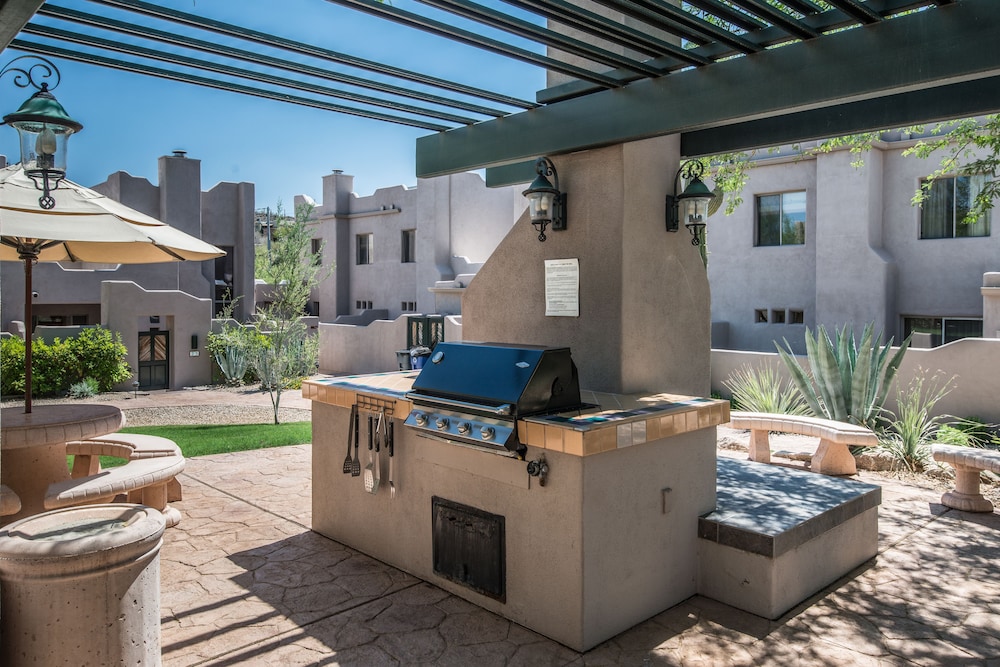 Villas of Cave Creek 13/42