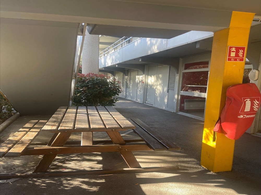 Premiere Classe Montpellier Ouest St Jean de Vedas 55/57