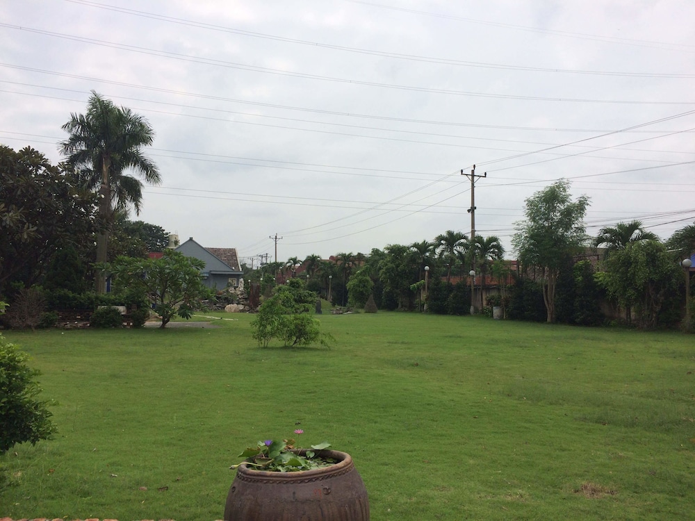 Saigon Park Resort 40/50