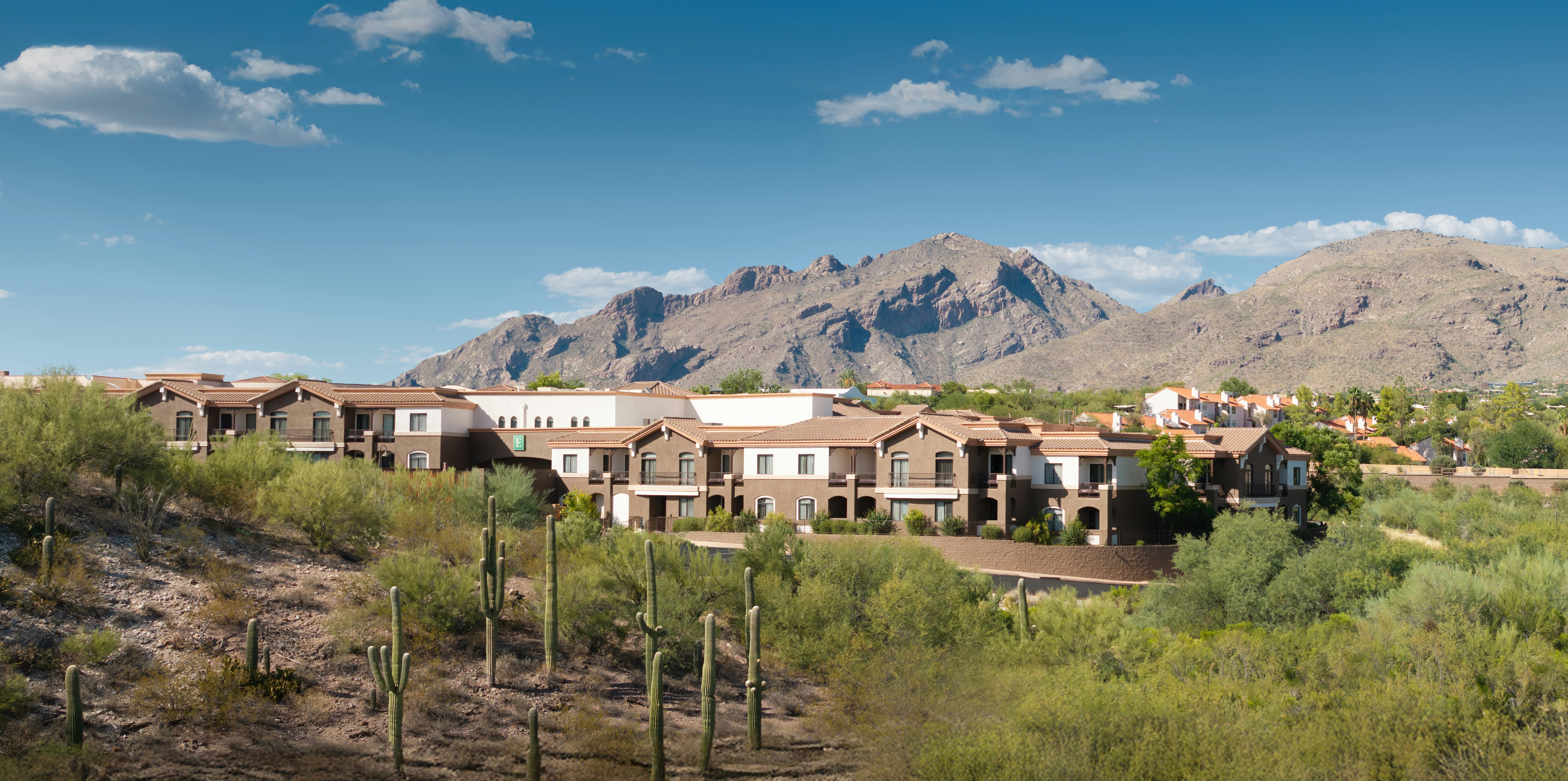 Embassy Suites Tucson Paloma Village 48/53