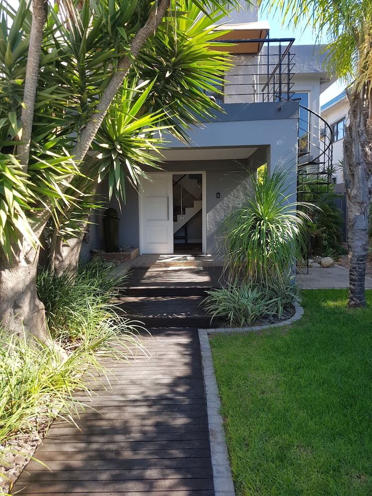 Melkbosch Guesthouse 34/50
