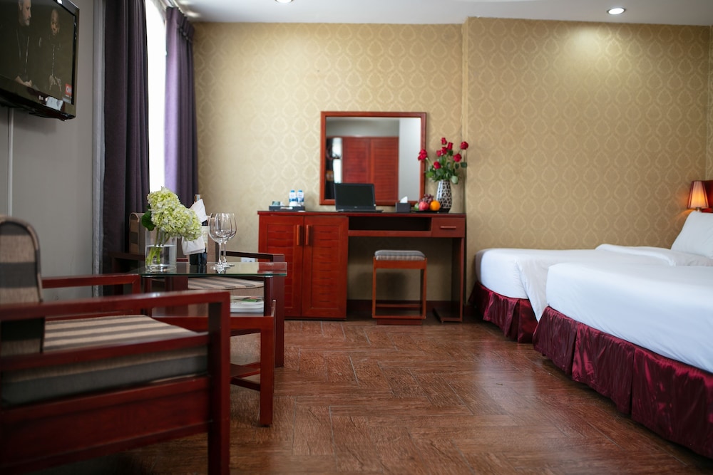 Sen Hotel 13/53