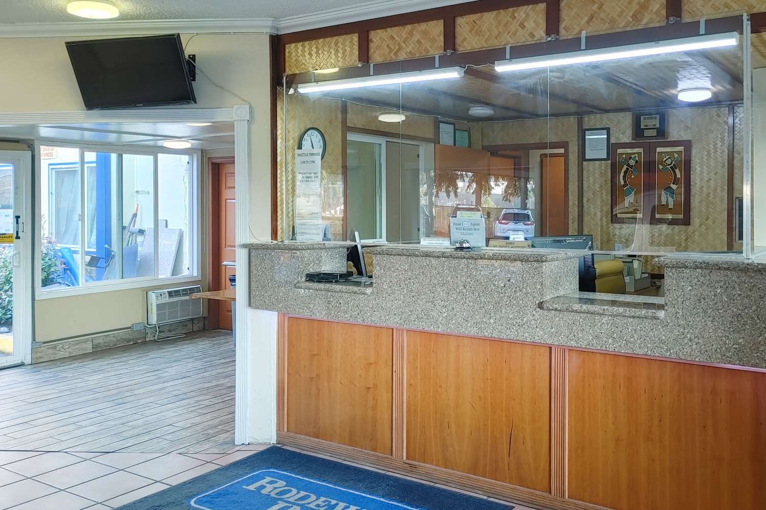 Rodeway Inn Seattle Airport 2/4