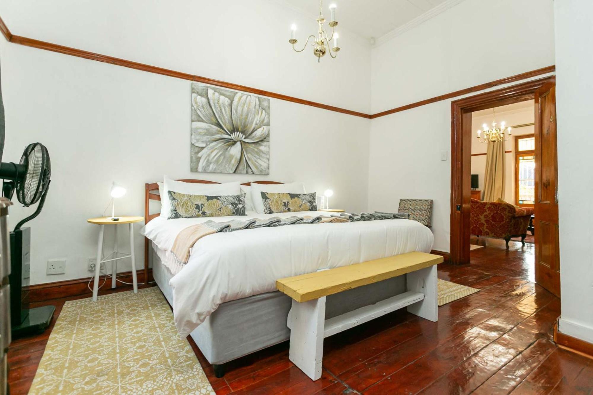 Ravenscliff Villa 6/27