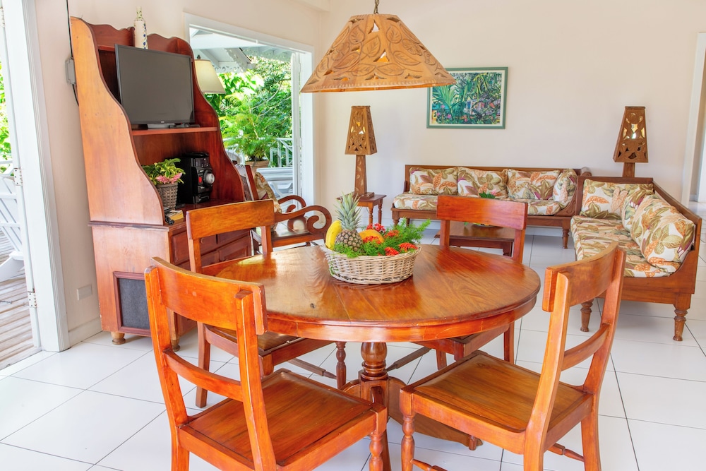 Plantation Beach Villas 24/50