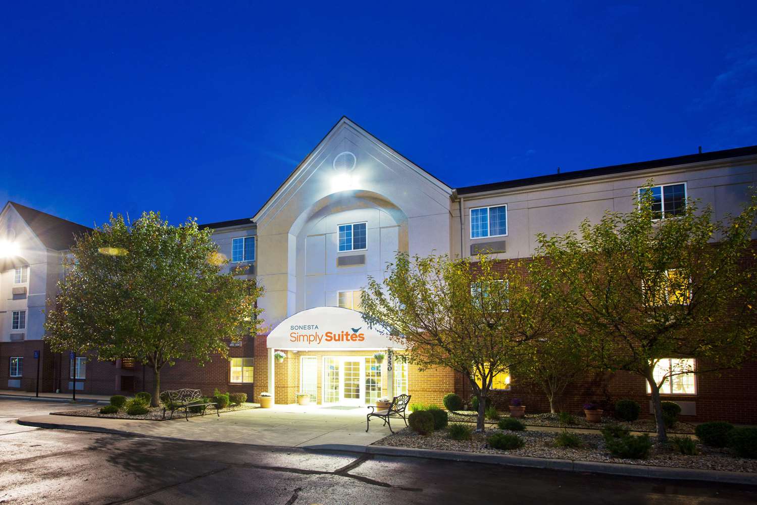 Sonesta Simply Suites Detroit Troy 2/27