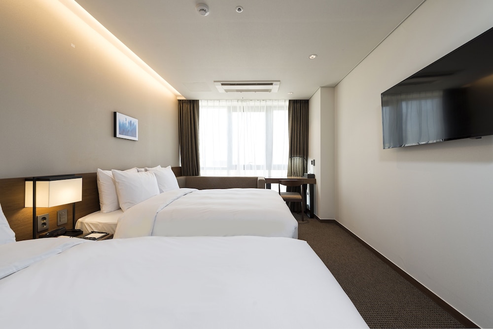 Ramada Encore By Wyndham Busan Haeundae 13/43