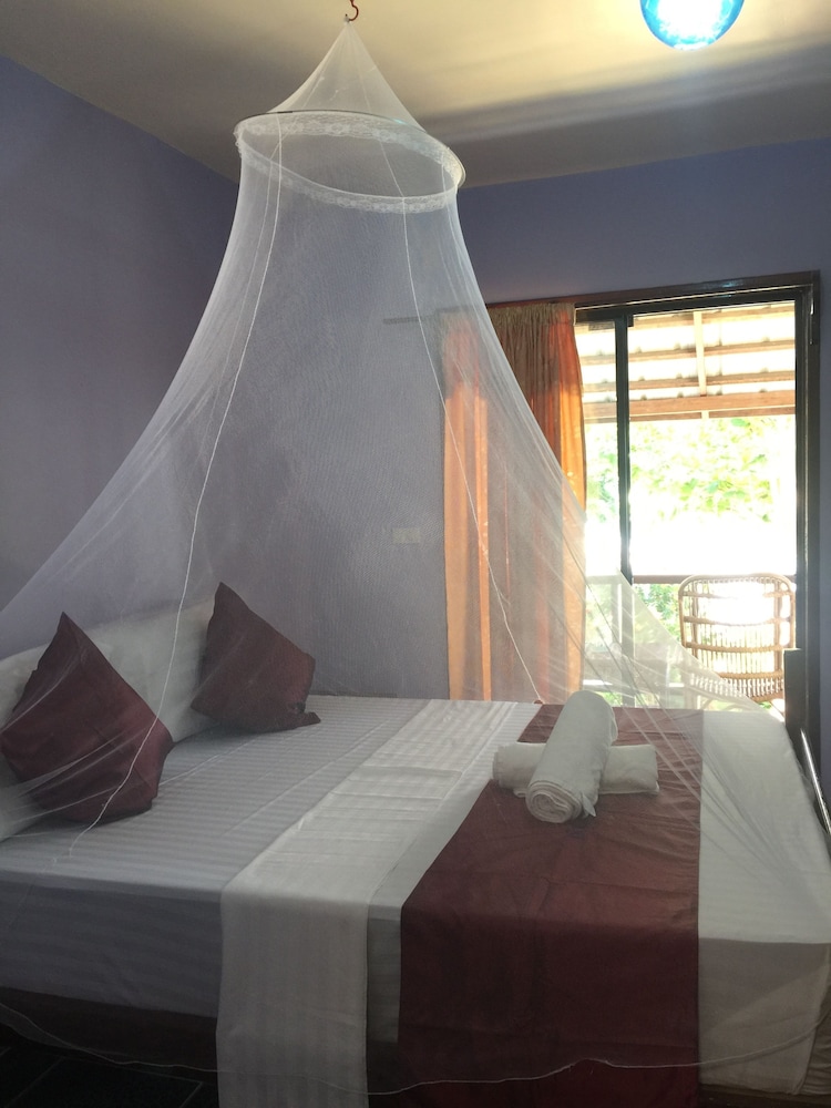 Doublegem Beach Resort 37/79