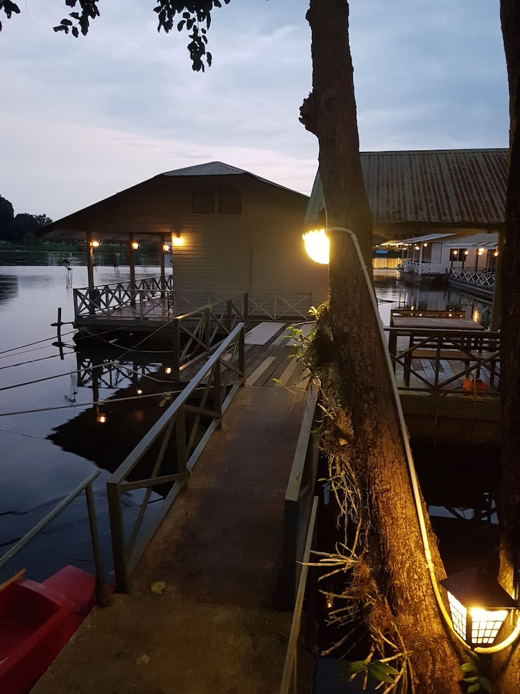Sugar Cane Guest House 1 33/50