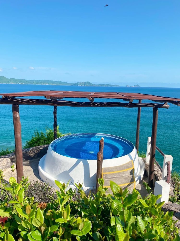 Punta Serena 37/50