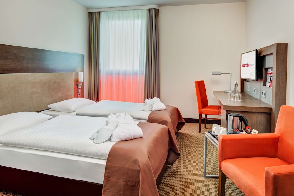IntercityHotel Berlin Airport Area North 9/43