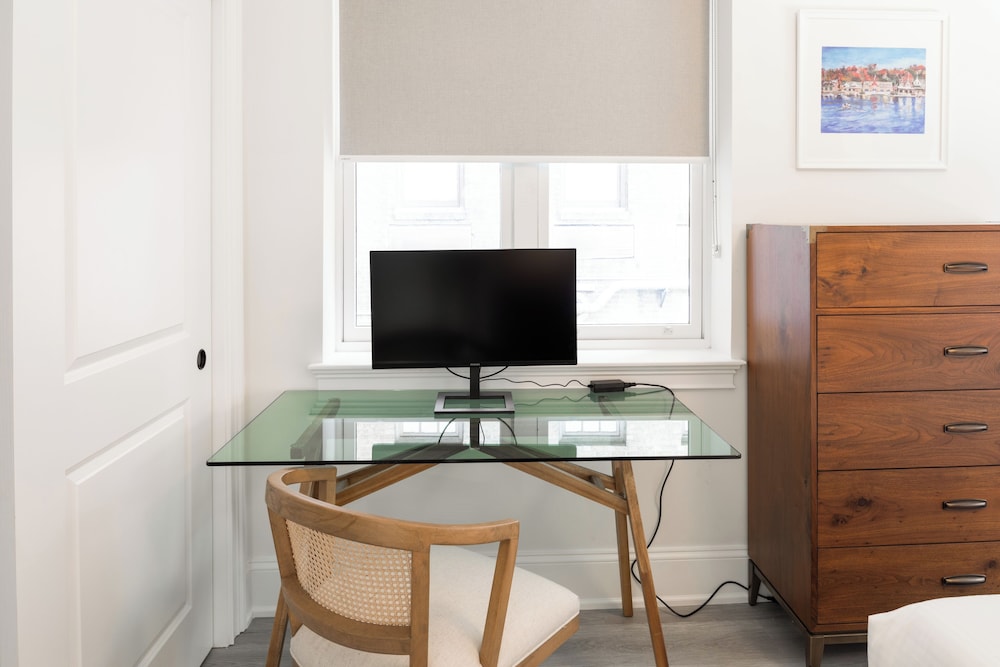 Sosuite at French Quarters - Rittenhouse Square 40/50