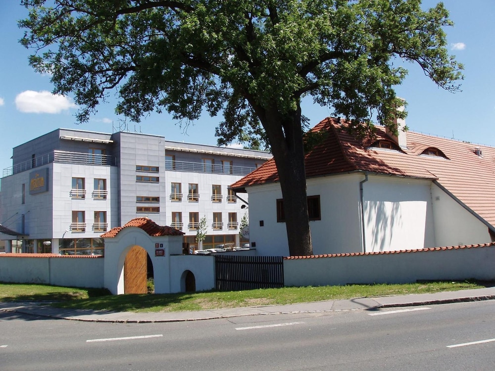 Hotel Meritum 8/42