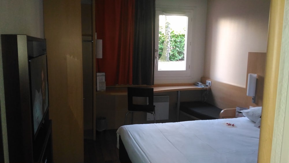 IBIS CHALON SUR SAONE NORD 21/67
