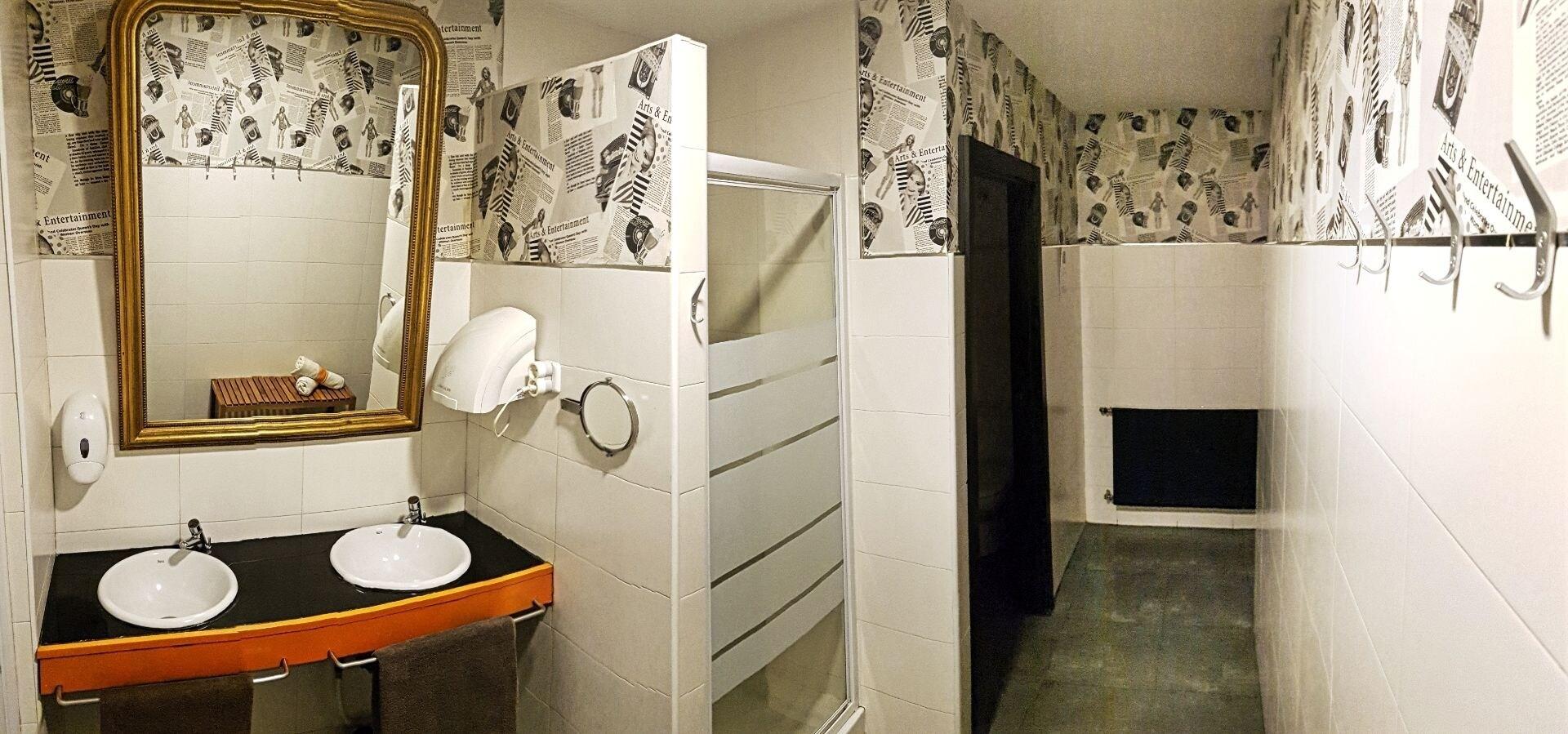 Hostels Meetingpoint 54/55