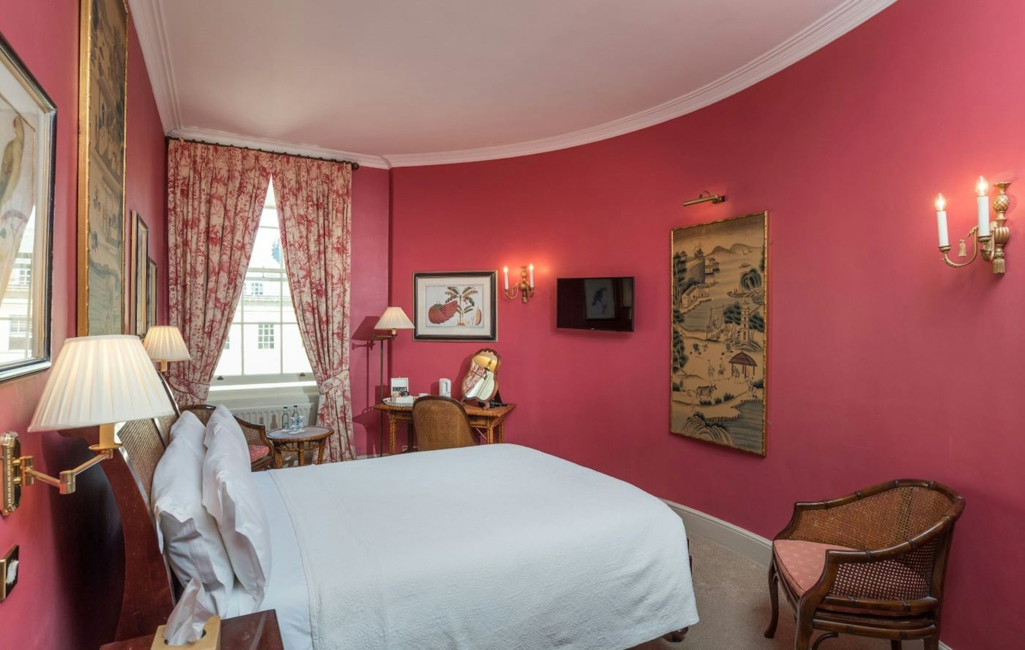 Dukes Hotel 7/50